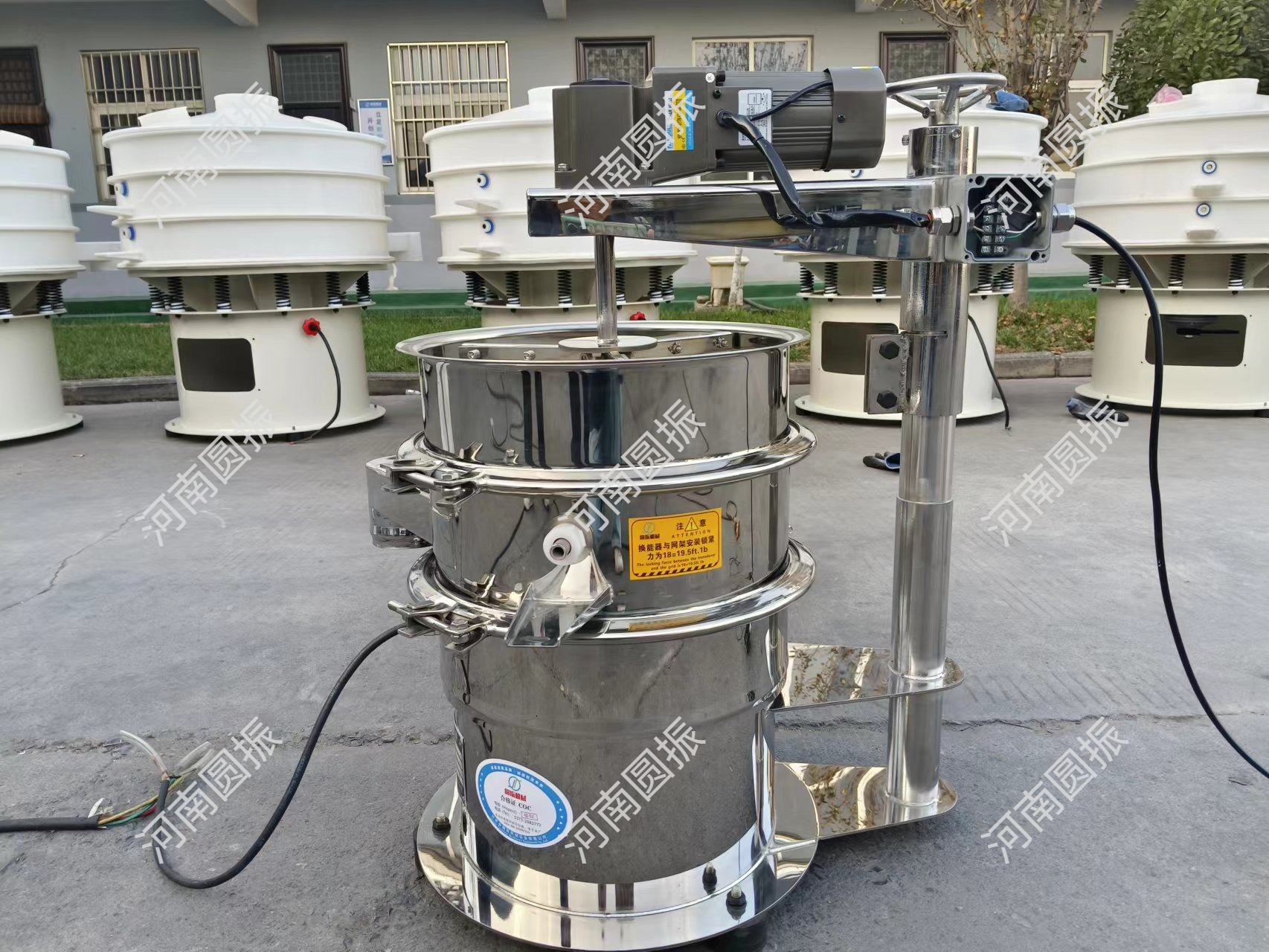 深圳1臺400型強制篩今天發貨